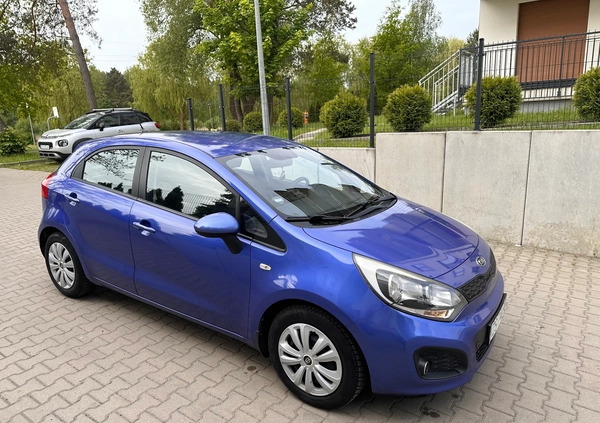 Kia Rio cena 23900 przebieg: 150000, rok produkcji 2012 z Szczecin małe 106